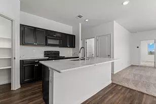 151 Shiro Dr, Kyle, TX 78640 - Photo 8