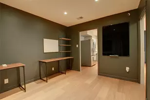 1723 Fawn Dr, Austin, TX 78741 - Photo 24