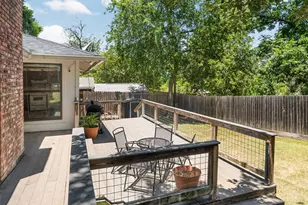 102 Chaparral St, San Marcos, TX 78666 - Photo 22