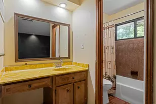 102 Chaparral St, San Marcos, TX 78666 - Photo 14