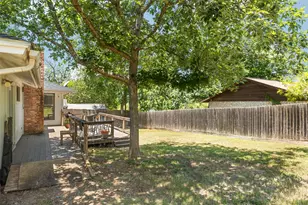 102 Chaparral St, San Marcos, TX 78666 - Photo 24