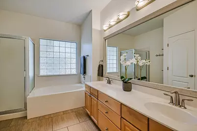 8909 Lanna Bluff Loop, Austin, TX 78749 - Photo 12