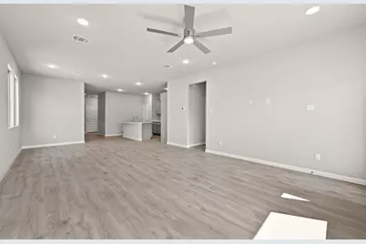 216 Hornet Street, Elgin, TX 78621 - Photo 26