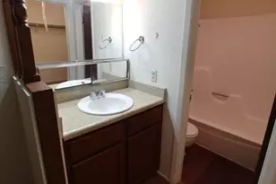 701 W 25th St, Austin, TX 78705 - Photo 12