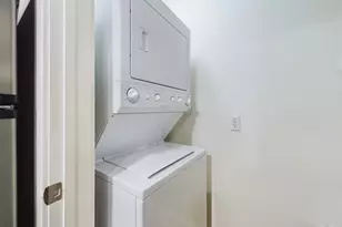 711 W 32nd St, Austin, TX 78705 - Photo 16