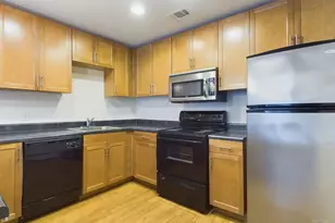 711 W 32nd St, Austin, TX 78705 - Photo 14