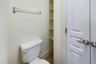 711 W 32nd St, Austin, TX 78705 - Photo 22