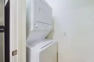 711 W 32nd St, Austin, TX 78705 - Photo 20