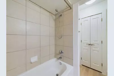 711 W 32nd Street #143, Austin, TX 78705 - Photo 28