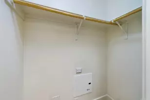 711 W 32nd St, Austin, TX 78705 - Photo 24