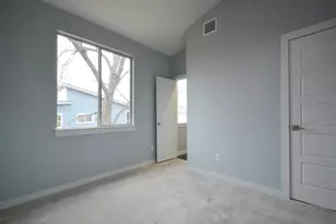 1608 Miriam Ave, Austin, TX 78702 - Photo 6