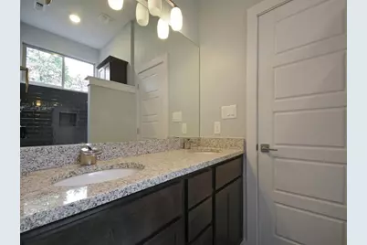 1608 Miriam Avenue #B, Austin, TX 78702 - Photo 8