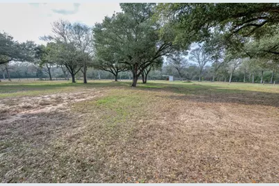 8775 Lone Star Road, Washington, TX 77880 - Photo 32