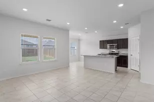 108 Ragnar Dr, Jarrell, TX 76537 - Photo 8