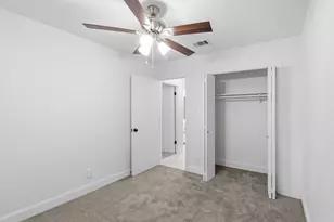 8203 Colony Loop Dr, Austin, TX 78724 - Photo 32