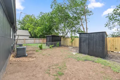 8203 Colony Loop Drive, Austin, TX 78724 - Photo 34