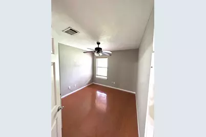 5708 Spring Meadow Road #B, Austin, TX 78744 - Photo 14