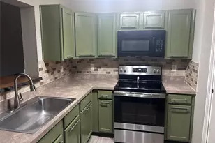 5708 Spring Meadow Rd, Austin, TX 78744 - Photo 2