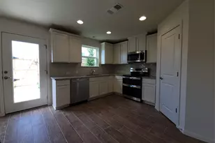 17204 Adoro Dr, Manor, TX 78653 - Photo 10
