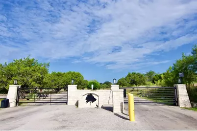 109 Cove Creek Drive, Spicewood, TX 78669 - Photo 16