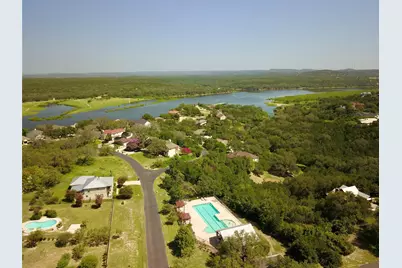 109 Cove Creek Drive, Spicewood, TX 78669 - Photo 10