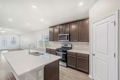 516 Loriner Way, Liberty Hill, TX 78642 - Photo 10