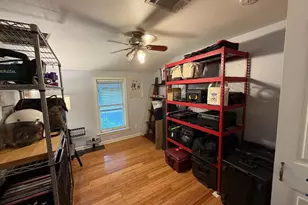 1607 Garden St, Austin, TX 78702 - Photo 10