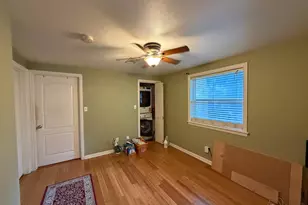 1607 Garden St, Austin, TX 78702 - Photo 4