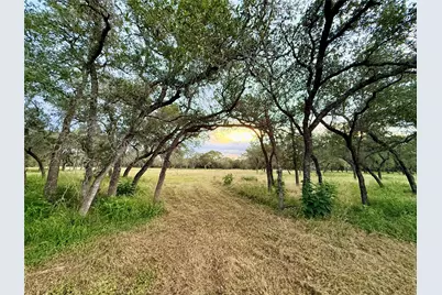 1435 Hilliard Road, San Marcos, TX 78666 - Photo 18
