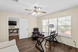 10116 Pinehurst Dr, Austin, TX 78747 - Photo 18