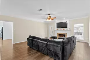 10116 Pinehurst Dr, Austin, TX 78747 - Photo 10