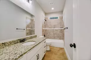 103 East St, Smithville, TX 78957 - Photo 18