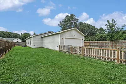 103 East Street, Smithville, TX 78957 - Photo 20