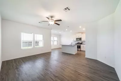102 Sebring Circle, Hutto, TX 78634 - Photo 18
