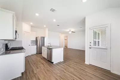 102 Sebring Circle, Hutto, TX 78634 - Photo 22
