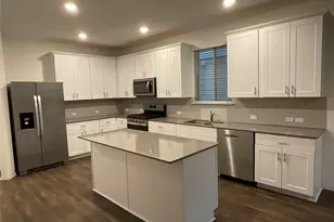 128 Banyon Dr, Liberty Hill, TX 78642 - Photo 8