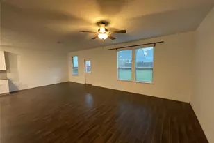 128 Banyon Dr, Liberty Hill, TX 78642 - Photo 4