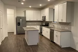 128 Banyon Dr, Liberty Hill, TX 78642 - Photo 10