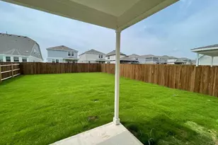 128 Banyon Dr, Liberty Hill, TX 78642 - Photo 30