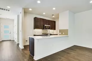 6800 Menchaca Rd, Austin, TX 78745 - Photo 8