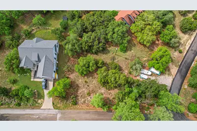 416 Dunkeld Drive, Spicewood, TX 78669 - Photo 2