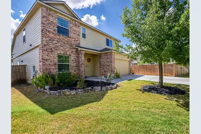 116 Cressida Cove #9G, Jarrell, TX 76537 - Photo 2
