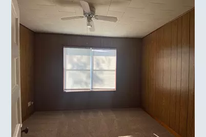 500 Greasy Bend, Smithville, TX 78957 - Photo 10