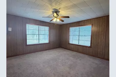 500 Greasy Bend, Smithville, TX 78957 - Photo 14