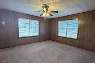 500 Greasy Bend, Smithville, TX 78957 - Photo 14