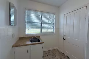 500 Greasy Bend, Smithville, TX 78957 - Photo 8