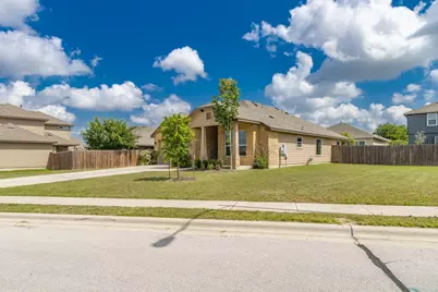 1411 Elbe Street, Pflugerville, TX 78660 - Photo 2