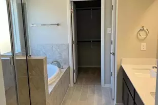 105 Spiny Lizard Ln, San Marcos, TX 78666 - Photo 8