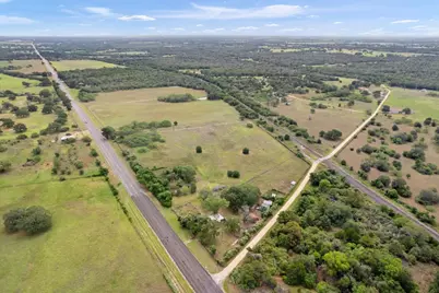 10843 US Highway 90 W, Harwood, TX 78632 - Photo 24