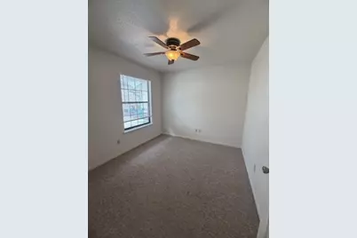 728 W San Antonio Street #108B, Lockhart, TX 78644 - Photo 10